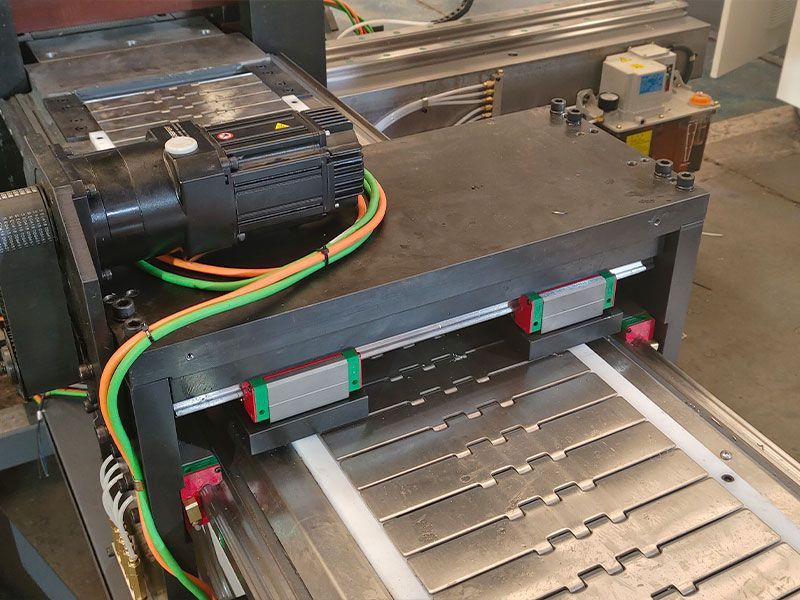 cnc-busbar-punching-machine-details