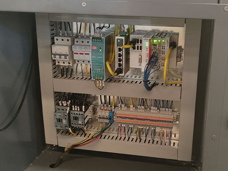 cnc-busbar-bending-machine-supplier-factory-manufacturer-2-1 (1).jpg